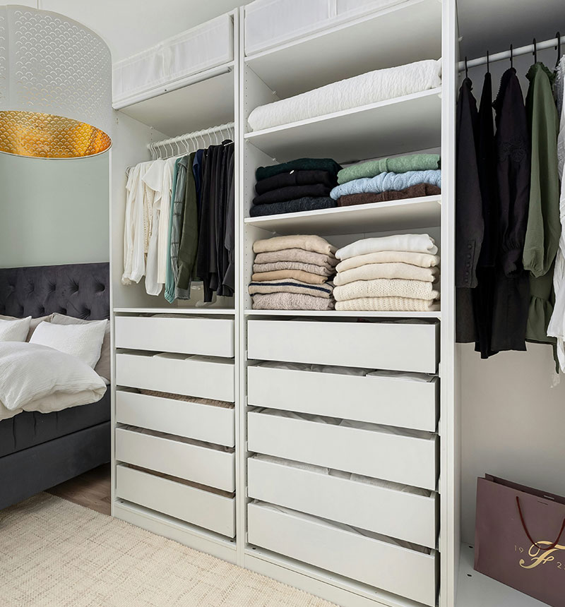 interior armario Maderas Santiago Sevilla