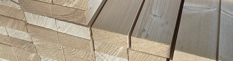 Listones de abeto cepillado Maderas Santiago SEvilla